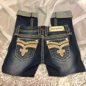 NWOT Rock Revival Sorrel Capri Buckle 26